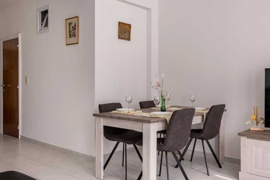 Apartamento Sweet 1 Double And 2 Single Beds Amberes
