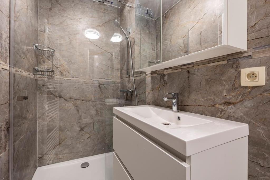 Apartamento Sweet 1 Double And 2 Single Beds *